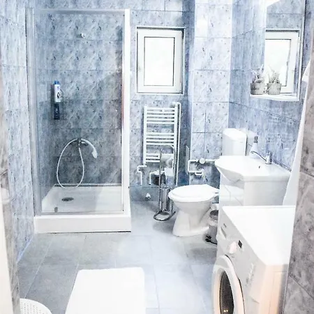 Spacious And Cozy 3bd+terrace Couples * تيميشورا