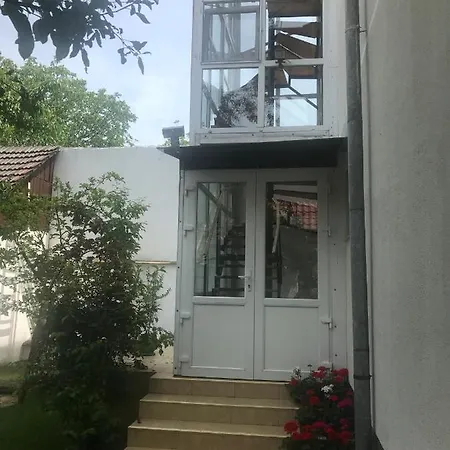 Spacious And Cozy 3bd+terrace Couples شقة *