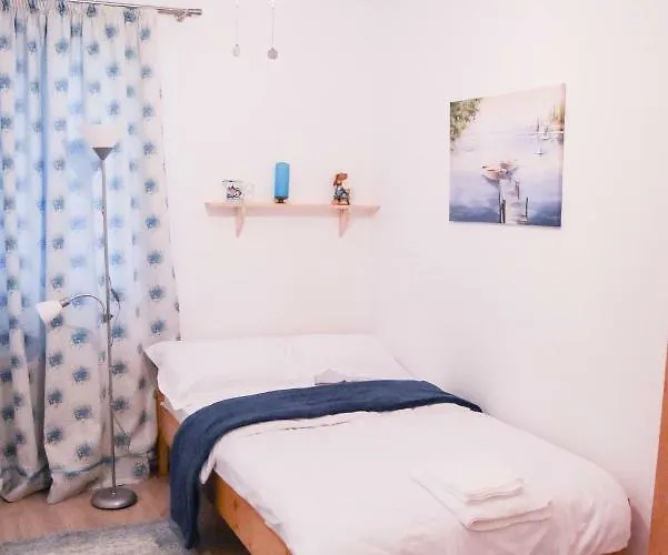 Spacious And Cozy 3bd+terrace Couples Timişoara