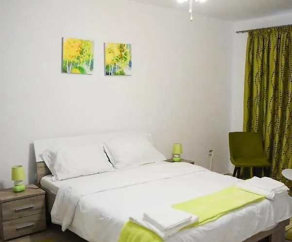 Spacious And Cozy 3bd+terrace Couples Lägenhet