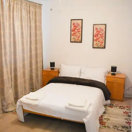 Spacious&cozy 3bd+terrace Couples Apartament *